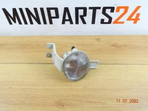 Gebruikte Knipperlichtglas links Mini Mini Cooper S (R53) 1.6 16V Prijs € 29,75 Inclusief btw aangeboden door Miniparts24 - Miniteile24 GbR