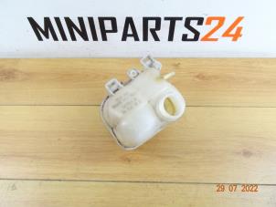Gebruikte Expansievat Mini Mini (R56) 1.6 16V Cooper Prijs € 23,80 Inclusief btw aangeboden door Miniparts24 - Miniteile24 GbR