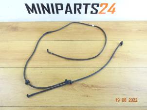 Gebruikte Slang (diversen) BMW Mini One/Cooper (R50) 1.6 16V One Prijs € 23,80 Inclusief btw aangeboden door Miniparts24