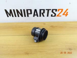 Gebruikte Luchtmassameter Mini Mini (R56) 1.6 16V Cooper S Prijs € 95,20 Inclusief btw aangeboden door Miniparts24 - Miniteile24 GbR