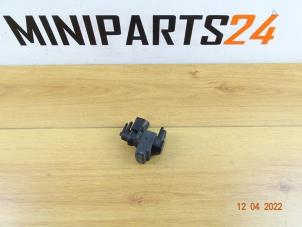 Gebruikte Vacuum ventiel Mini Mini (R56) 1.6 16V Cooper S Prijs € 11,90 Inclusief btw aangeboden door Miniparts24 - Miniteile24 GbR
