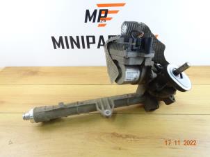 Gebruikte Stuurhuis Mini Mini (R56) 1.6 One D 16V Prijs € 148,75 Inclusief btw aangeboden door Miniparts24 - Miniteile24 GbR
