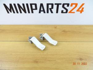 Gebruikte Achterklep Scharnier Mini ONE Prijs € 59,50 Inclusief btw aangeboden door Miniparts24 - Miniteile24 GbR
