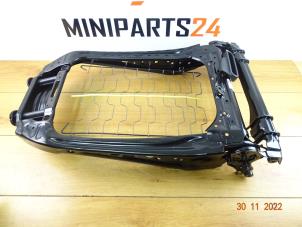 Gebruikte Rugleuning links (stoel) Mini ONE Prijs € 142,80 Inclusief btw aangeboden door Miniparts24