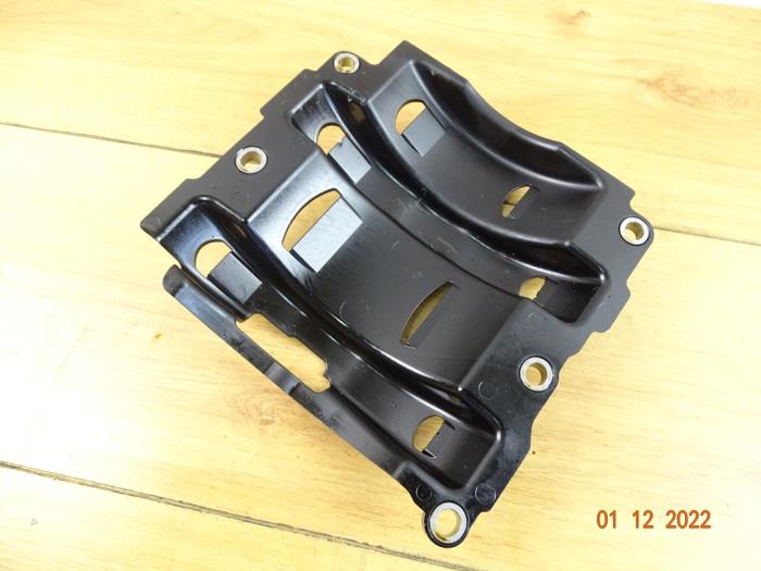 Oliedop van een MINI Mini (F56) 1.5 12V Cooper 2016