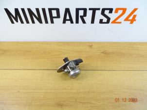 Gebruikte Hogedrukpomp Mini Mini (F56) 1.5 12V Cooper Prijs € 178,50 Inclusief btw aangeboden door Miniparts24 - Miniteile24 GbR