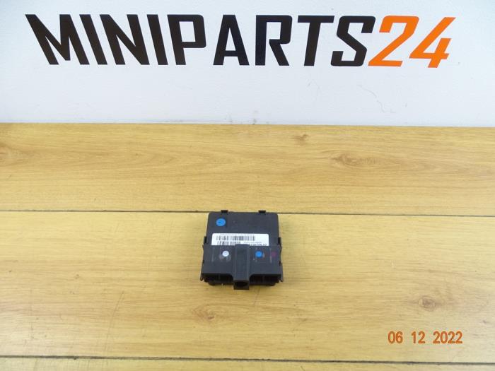 Gebruikte Stroomverdeler Mini Mini (R56) 1.6 16V Cooper S Prijs € 11,90 Inclusief btw aangeboden door Miniparts24