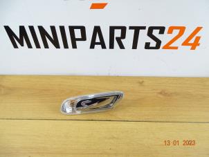 Gebruikte Knipperlicht Scherm links-voor Mini Mini Cabrio (F57) 2.0 16V Cooper S Prijs € 29,75 Inclusief btw aangeboden door Miniparts24 - Miniteile24 GbR
