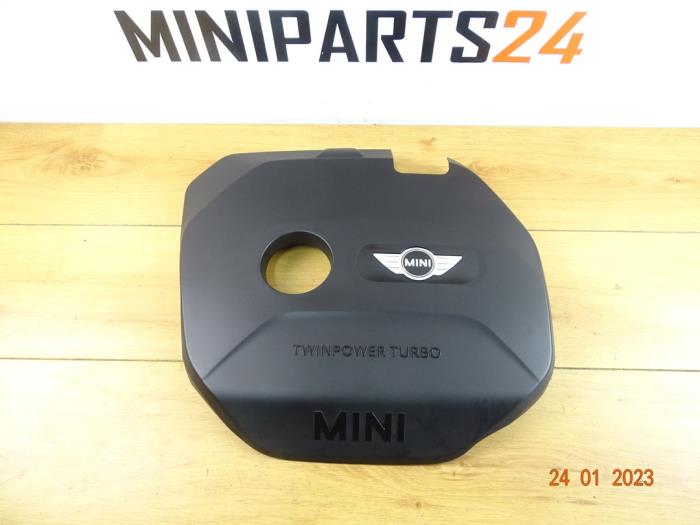 Afdekplaat motor van een MINI Mini (F55) 1.2 12V One First 2015