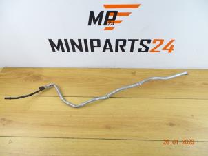 Gebruikte Brandstofleiding Mini Mini (F55) 1.2 12V One First Prijs € 35,70 Inclusief btw aangeboden door Miniparts24 - Miniteile24 GbR