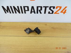 Gebruikte Uitlaatsteun Mini Mini (F55) 1.2 12V One First Prijs € 53,55 Inclusief btw aangeboden door Miniparts24 - Miniteile24 GbR