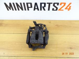 Gebruikte Remzadel rechts-achter Mini Mini (F55) 1.2 12V One First Prijs € 71,40 Inclusief btw aangeboden door Miniparts24 - Miniteile24 GbR
