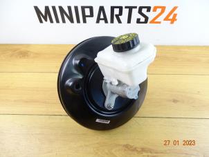 Gebruikte Rembekrachtiger Mini Mini (F55) 1.2 12V One First Prijs € 113,05 Inclusief btw aangeboden door Miniparts24 - Miniteile24 GbR