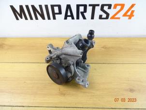 Gebruikte Waterpomp Mini Clubman (R55) 1.6 Cooper D Prijs € 29,75 Inclusief btw aangeboden door Miniparts24 - Miniteile24 GbR
