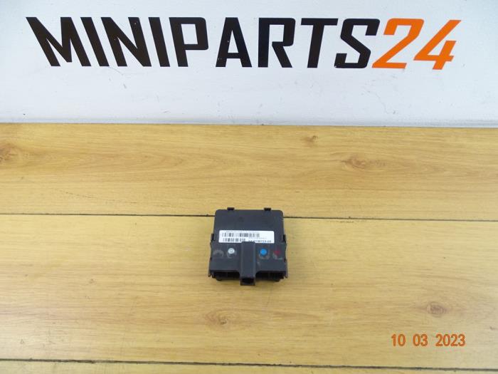 Gebruikte Stroomverdeler Mini Clubman (R55) 1.6 16V John Cooper Works Prijs € 35,70 Inclusief btw aangeboden door Miniparts24