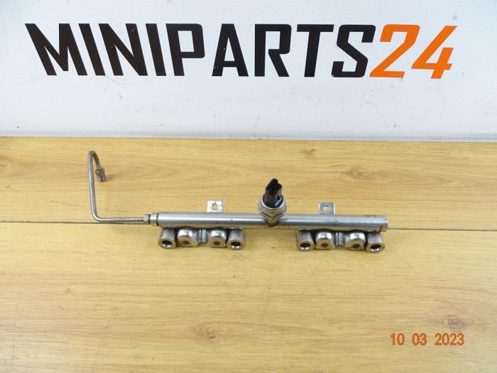 Gebruikte Injectiehuis Mini Clubman (R55) 1.6 16V John Cooper Works Prijs € 89,25 Inclusief btw aangeboden door Miniparts24