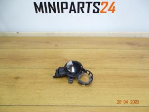 Gebruikte Portiergreep 2Deurs rechts Mini Mini Cooper S (R53) 1.6 16V Prijs € 17,85 Inclusief btw aangeboden door Miniparts24 - Miniteile24 GbR