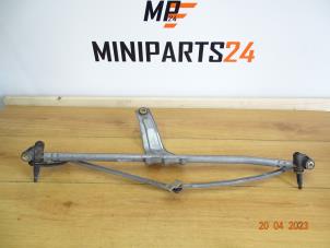 Gebruikte Ruitenwis Mechaniek Mini Mini Cooper S (R53) 1.6 16V Prijs € 35,70 Inclusief btw aangeboden door Miniparts24 - Miniteile24 GbR