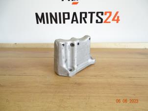Gebruikte Motorsteun Mini Cooper Prijs € 47,01 Inclusief btw aangeboden door Miniparts24 - Miniteile24 GbR