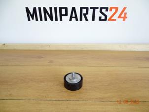 Gebruikte Omlooprol multieriem Mini Mini (F56) 2.0 16V Cooper S Prijs € 29,75 Inclusief btw aangeboden door Miniparts24