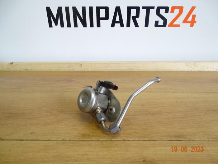 Gebruikte Hogedrukpomp Mini Mini (F56) 2.0 16V Cooper S Prijs € 178,50 Inclusief btw aangeboden door Miniparts24