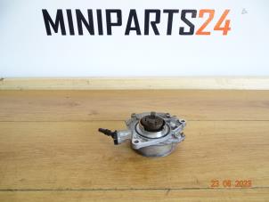 Gebruikte Vacuumpomp Rembekrachtiging Mini Mini (R56) 1.6 16V Cooper S Prijs € 83,30 Inclusief btw aangeboden door Miniparts24 - Miniteile24 GbR