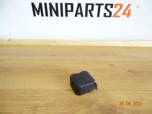 Gebruikte Stroomverdeler Mini Mini Cooper S (R53) 1.6 16V Prijs € 17,85 Inclusief btw aangeboden door Miniparts24 - Miniteile24 GbR