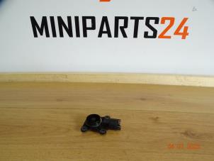 Gebruikte Nokkenas Sensor Mini Mini (R56) 1.6 16V Cooper Prijs € 41,65 Inclusief btw aangeboden door Miniparts24 - Miniteile24 GbR
