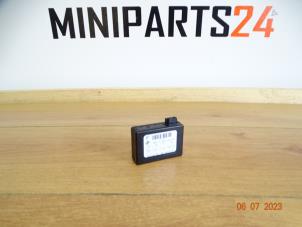 Gebruikte Sensor regen Mini Mini (R56) 1.6 16V Cooper Prijs € 29,75 Inclusief btw aangeboden door Miniparts24 - Miniteile24 GbR
