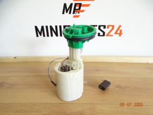 Gebruikte Benzinepomp Mini Mini (R56) 1.6 16V Cooper Prijs € 83,30 Inclusief btw aangeboden door Miniparts24 - Miniteile24 GbR