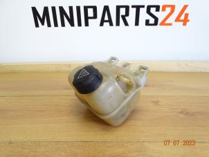 Gebruikte Koelwater Reservoir Mini Mini (R56) 1.6 16V Cooper Prijs € 29,75 Inclusief btw aangeboden door Miniparts24 - Miniteile24 GbR