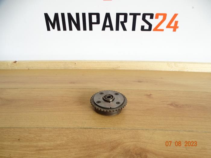 Nokkenas Verstelling van een MINI Mini (R56) 1.6 16V Cooper 2007