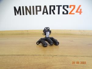 Gebruikte Schakelaar Mini Mini (R56) 1.6 16V Cooper S Prijs € 59,50 Inclusief btw aangeboden door Miniparts24 - Miniteile24 GbR