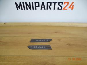Gebruikte Sierstrip Austin Mini Open (R52) 1.6 16V Cooper S Prijs € 77,35 Inclusief btw aangeboden door Miniparts24 - Miniteile24 GbR