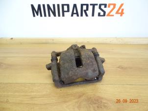 Gebruikte Remzadel links-voor Mini Mini (R56) 1.6 16V Cooper S Prijs € 41,65 Inclusief btw aangeboden door Miniparts24 - Miniteile24 GbR