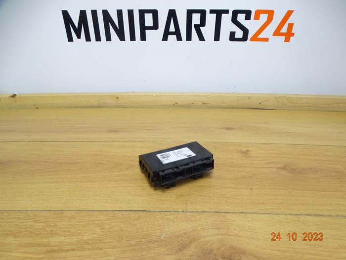 Gebruikte Koeling Module Mini Mini (F56) 2.0 16V Cooper S Prijs € 83,30 Inclusief btw aangeboden door Miniparts24