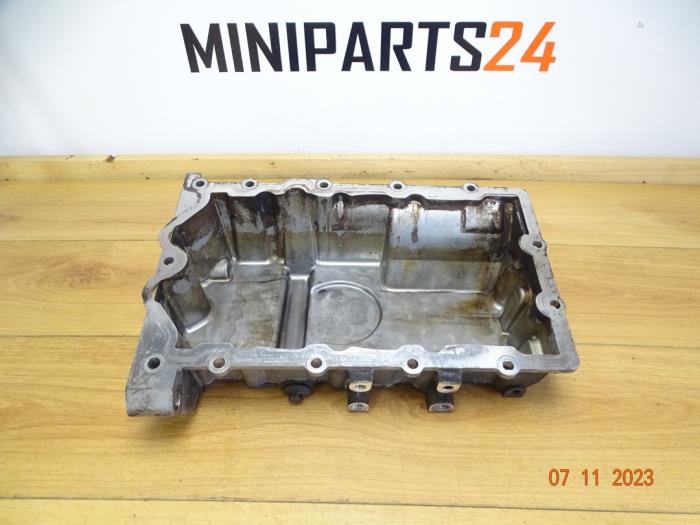 Gebruikte Carterpan BMW Mini (R50/53) 1.6 16V Cooper Prijs € 47,60 Inclusief btw aangeboden door Miniparts24