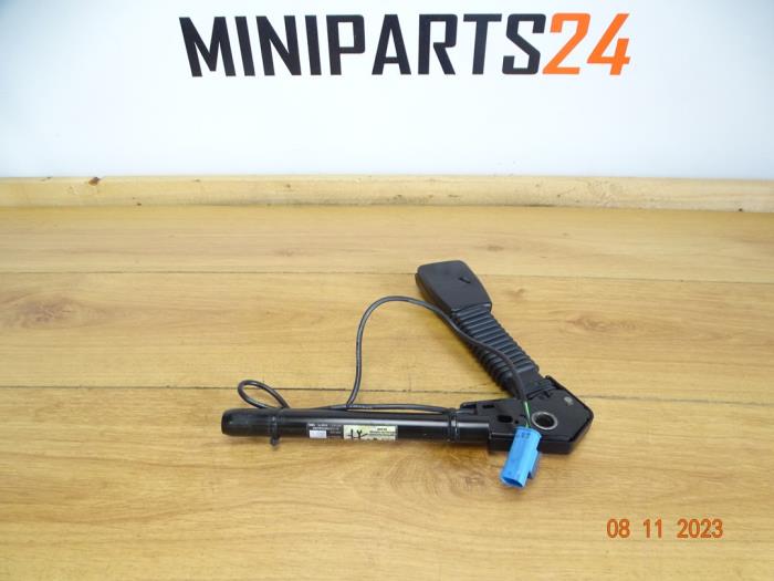Gordelspanner links van een MINI Mini One/Cooper (R50) 1.6 16V Cooper 2003