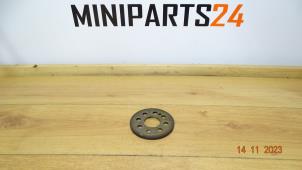 Gebruikte Poelie Krukas Mini Mini (R56) 1.6 Cooper D 16V Prijs € 29,75 Inclusief btw aangeboden door Miniparts24 - Miniteile24 GbR