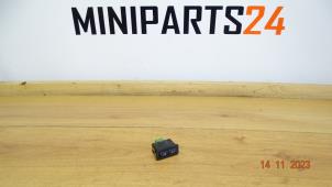 Gebruikte Cabriodak Bediening Mini Cooper S Prijs € 29,75 Inclusief btw aangeboden door Miniparts24 - Miniteile24 GbR