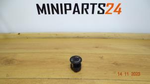 Gebruikte Airbag Slot Mini Cooper S Prijs € 17,85 Inclusief btw aangeboden door Miniparts24 - Miniteile24 GbR