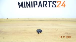 Gebruikte Raam schakelaar elektrisch Mini Cooper S Prijs € 23,80 Inclusief btw aangeboden door Miniparts24 - Miniteile24 GbR