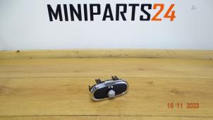 Gebruikte Spiegel Schakelaar Mini Mini Cooper S (R53) 1.6 16V Prijs € 17,85 Inclusief btw aangeboden door Miniparts24 - Miniteile24 GbR