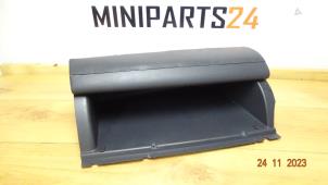 Gebruikte Dashboardkastje Mini Mini Cooper S (R53) 1.6 16V Prijs € 119,00 Inclusief btw aangeboden door Miniparts24 - Miniteile24 GbR