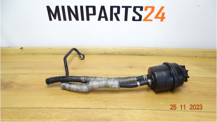 Gebruikte Servo Oliereservoir BMW Mini (R50/53) 1.6 16V One Prijs € 23,80 Inclusief btw aangeboden door Miniparts24
