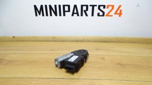 Gebruikte Schuifdak Motor Mini Mini Cooper S (R53) 1.6 16V Prijs € 71,40 Inclusief btw aangeboden door Miniparts24 - Miniteile24 GbR