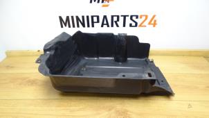Gebruikte Onderrijbeveiliging Mini Mini (F56) 2.0 16V Cooper S Prijs € 47,60 Inclusief btw aangeboden door Miniparts24 - Miniteile24 GbR