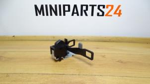 Gebruikte Diversen Mini Mini (F56) 2.0 16V Cooper S Prijs € 23,80 Inclusief btw aangeboden door Miniparts24 - Miniteile24 GbR