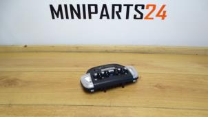 Gebruikte Schuifdak schakelaar Mini Cooper Prijs € 202,30 Inclusief btw aangeboden door Miniparts24 - Miniteile24 GbR
