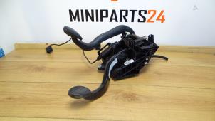 Gebruikte Rempedaal Mini Cooper Prijs € 119,00 Inclusief btw aangeboden door Miniparts24 - Miniteile24 GbR